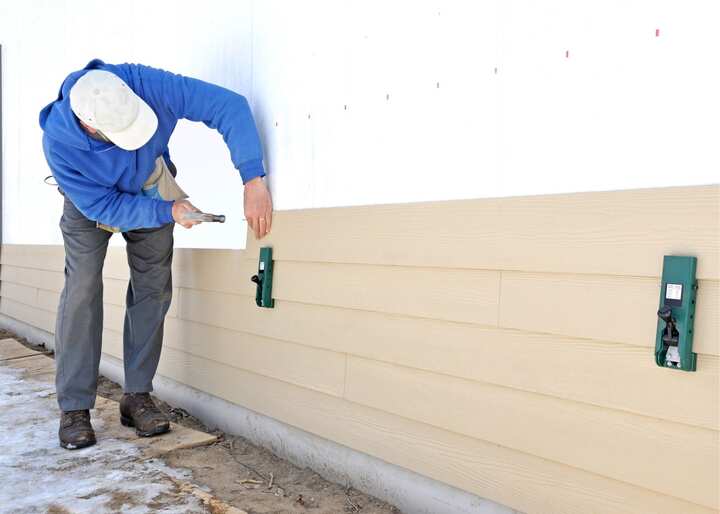 siding contractors seattle